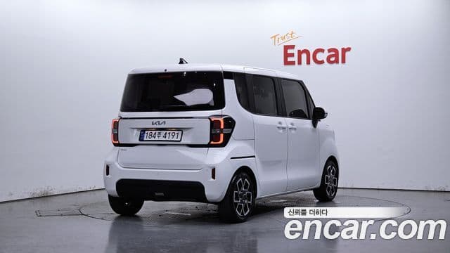 Kia The New Kia Ray 2