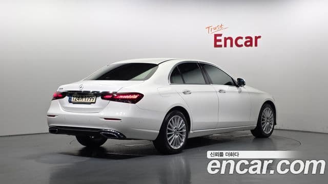 Mercedes-Benz E-Class W213 2