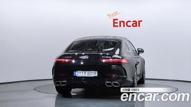 Mercedes-Benz AMG GT 4
