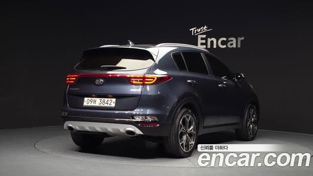 Kia Sportage The Bold 2