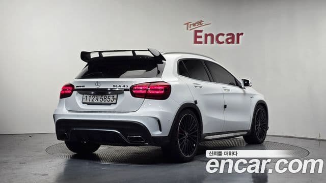 Mercedes-Benz GLA-Class X156 2