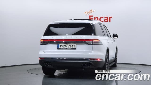 Lincoln Aviator 2nd Gen 4