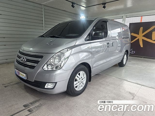 Hyundai Grand Starex