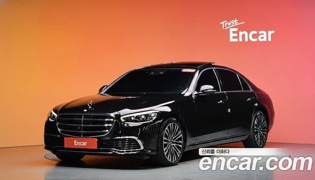 Mercedes-Benz S-Class W223 1