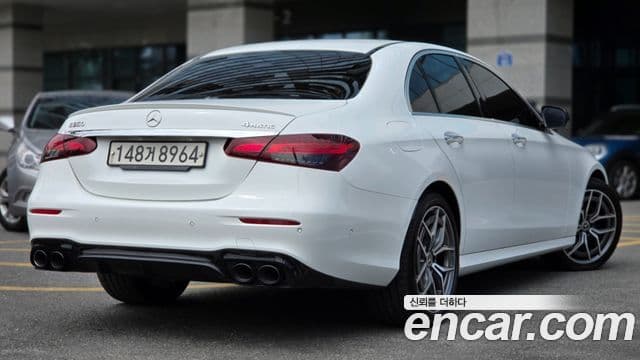 Mercedes-Benz E-Class W213 4