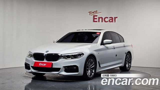 BMW 5 Series (G30)