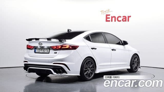 Hyundai Avante AD 2