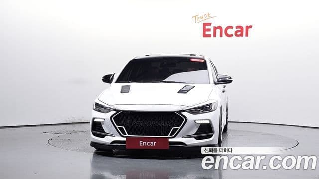 Hyundai Avante AD 3