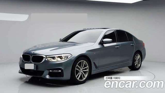 BMW 5 Series (G30)