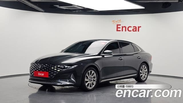 Hyundai The New Grandeur IG Hybrid 1