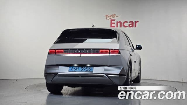 Hyundai Ioniq 5 4
