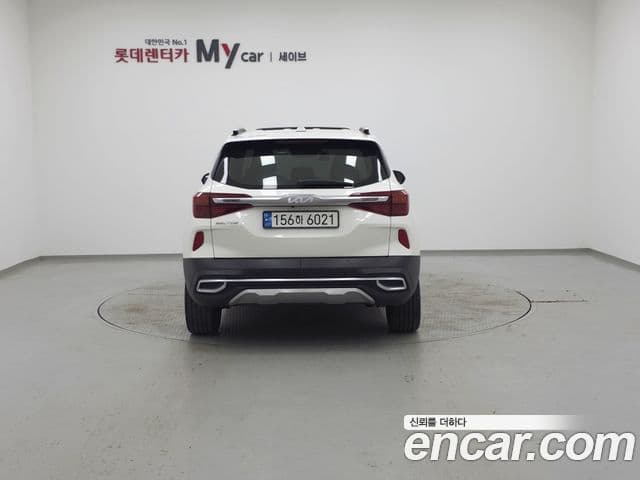 Kia Seltos 4
