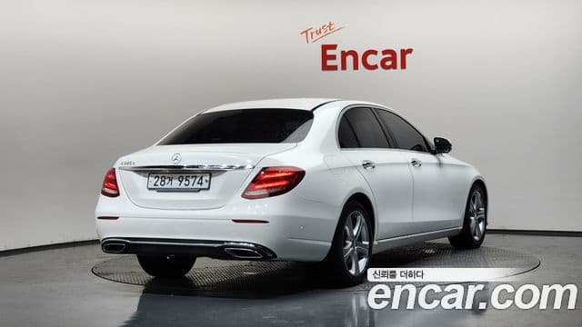 Mercedes-Benz E-Class W213 2
