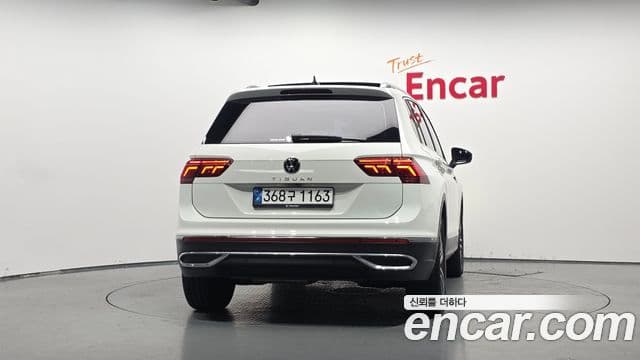 Volkswagen Tiguan 2nd Gen 4