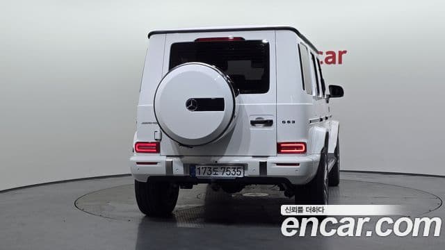 Mercedes-Benz G-Class W465 4