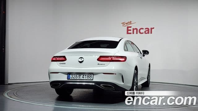 Mercedes-Benz E-Class W213 4