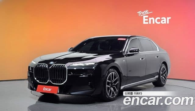 BMW 7 Series (G70)