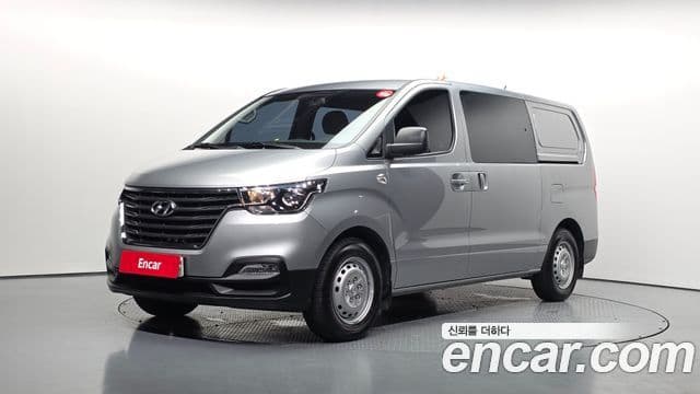 Hyundai The New Grand Starex