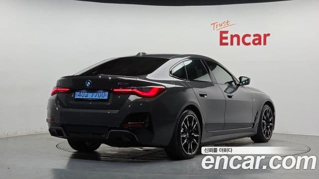BMW i4 2
