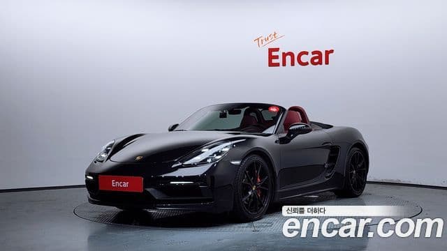 Porsche 718 Boxster 1