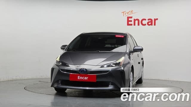 Toyota Prius 4th Gen 3