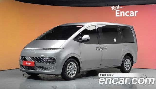 Hyundai Staria