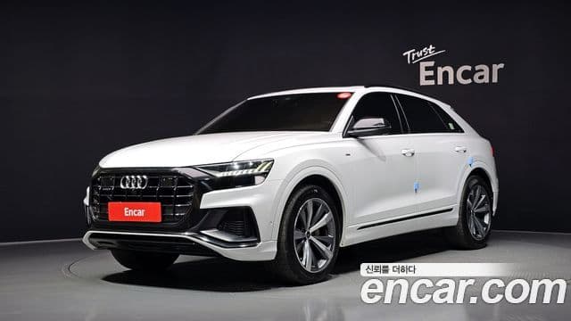 Audi Q8 (4M)