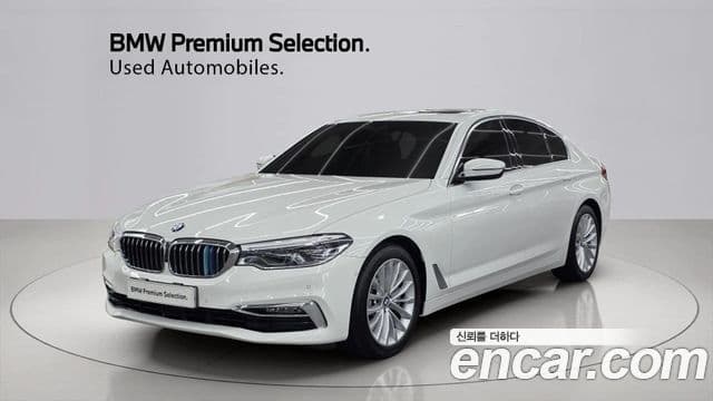 BMW 5 Series (G30)