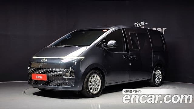 Hyundai Staria