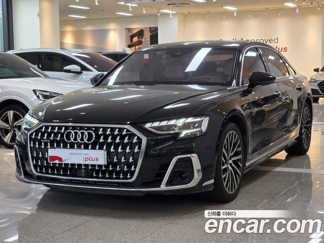 Audi A8 (D5)