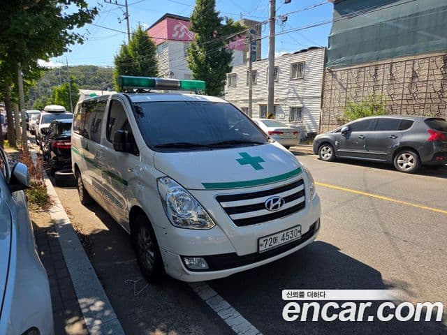 Hyundai Grand Starex