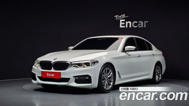 BMW 5 Series (G30)