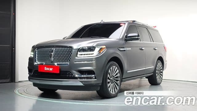 Lincoln Navigator 4th Gen