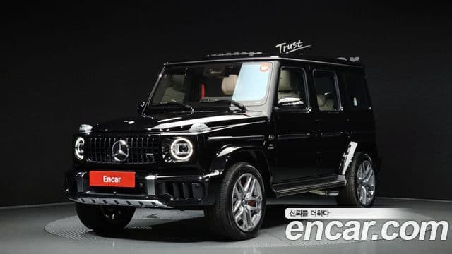 Mercedes-Benz G-Class W465