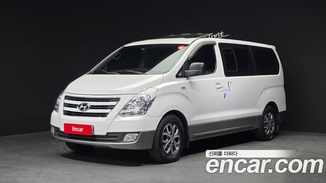 Hyundai Grand Starex