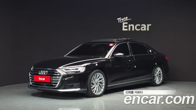 Audi A8 (D5)