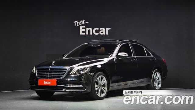 Mercedes-Benz S-Class W222