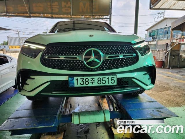 Mercedes-Benz GLC-Class X254