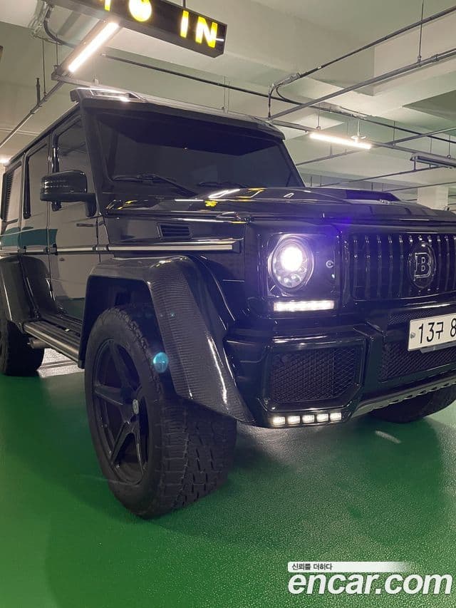 Mercedes-Benz G-Class W463