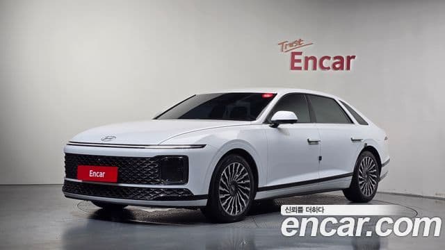 Hyundai Grandeur (GN7)