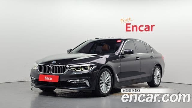 BMW 5 Series (G30)